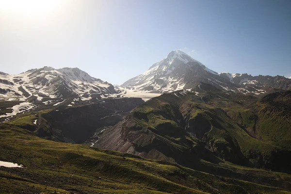 Peak Mount Kazbek Covered Snow Stepantsminda Gergeti Georgia — стоковое фото