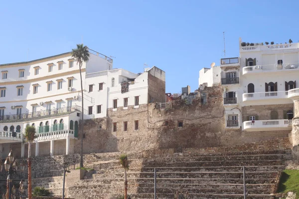 Eski Tanger şehrinde geleneksel Fas binası