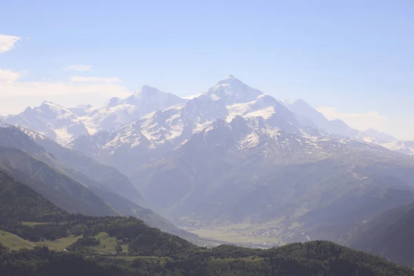 Горы Верхней Сванети — стоковое фото
