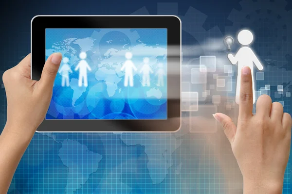 tablet-pc içinde tutmakla yetenek kişi seçimi