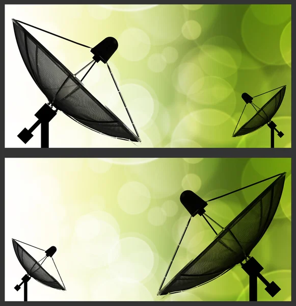通信とテクノの世界的な背景に衛星放送受信アンテナ — ストック写真