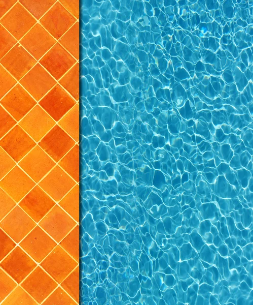 Cool water in swimming pool background — Stock Photo, Image