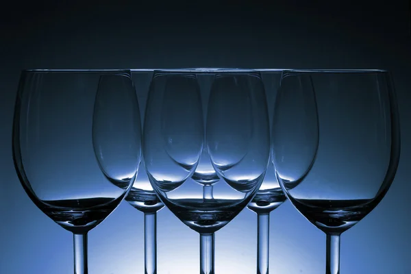 Empty wine glass in brown back ground — Stock Photo, Image