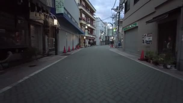 Tokyo Asakusa Early Morning Cycling 2021 Voorjaar — Stockvideo