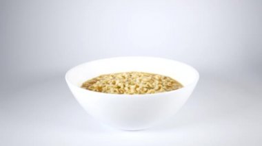Körili ramen, video klibini kapat