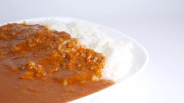 Keema köri, video klibini kapat