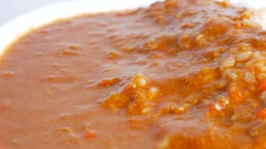 Keema köri, video klibini kapat