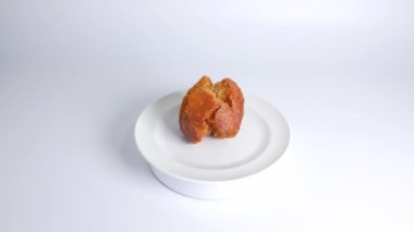 Japon usulü kızarmış çörek, Sata Andagi.