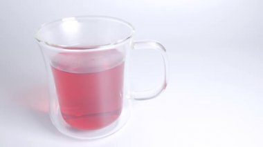 Lezzetli çay karışık böğürtlen