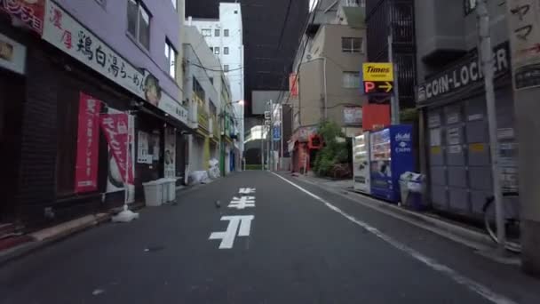 Tokio Akihabara Early Morning Cycling 2021 April — Stockvideo