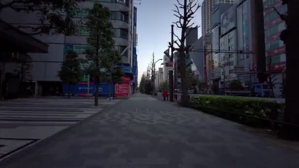 Tokyo Akihabara Early Morning Cycling 2021April — Stok Video
