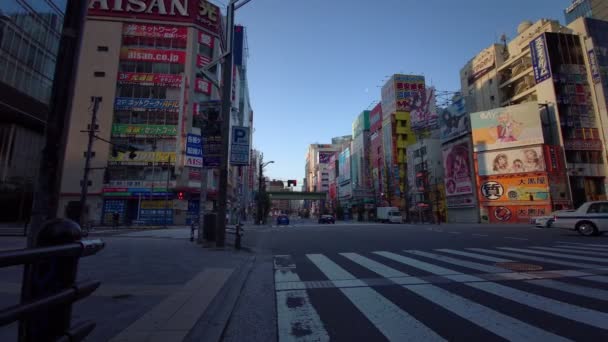 Tokio Akihabara Wczesny Poranek Kolarstwo 2021Kwiecień — Wideo stockowe