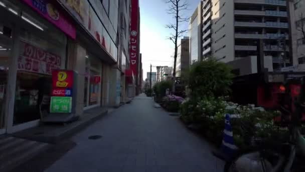 Tokio Yokoyamacho Frühmorgens Radfahren 2021 April — Stockvideo