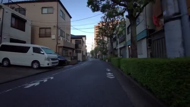 Τόκιο Hirai Νωρίς Πρωί Ποδηλασία — Αρχείο Βίντεο