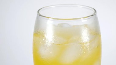 Portakallı soda flüt camı.