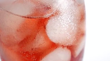 Üzümlü soda flüt camı.