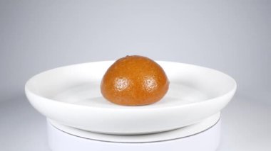 Esmer şekerparem, video klibini kapat