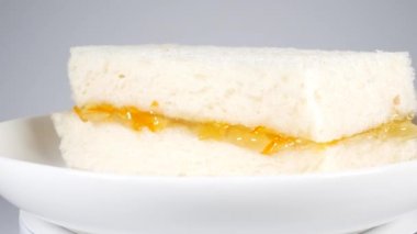 Marmelatlı sandviç, video klip.