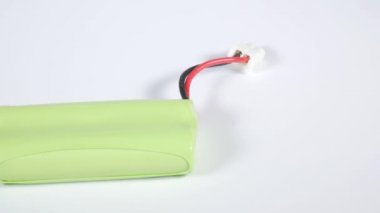 Küçük pil, kısa video klibi