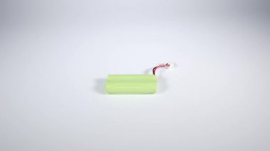 Küçük pil, kısa video klibi