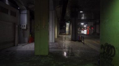 Japonya 'da Otemachi, Tokyo, gece manzaralı. 