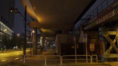 Japonya 'da Otemachi, Tokyo, gece manzaralı. 