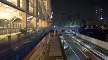 Tokyo Takanawa kapısı gece görüşü 2021 Mayıs
