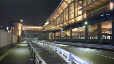 Tokyo Takanawa kapısı gece görüşü 2021 Mayıs