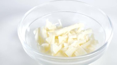 Beyaz çikolata, kısa video klibi