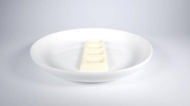 Beyaz çikolata, kısa video klibi