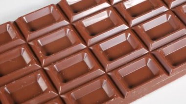 Sütlü çikolata, kısa video klibi