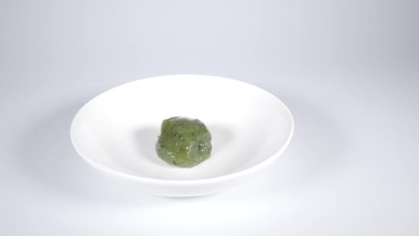 Mugwort rice cake, Court clip vidéo