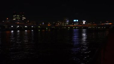 Tokyo Sumida Nehri Gece Manzarası