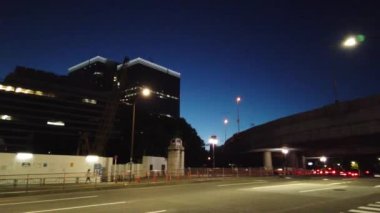 Tokyo yeniden geliştirme planlanan site gece görüntüsü 