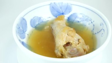 Japon yahnisi Oden, kısa video klibi