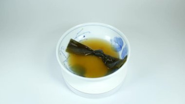 Japon yahnisi Oden, kısa video klibi