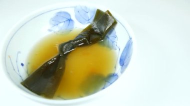 Japon yahnisi Oden, kısa video klibi