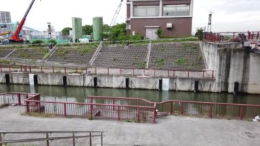 Tokyo Arakawa nehir yatağı, video klibi