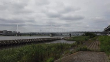 Tokyo Arakawa nehir yatağı, video klibi