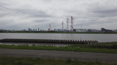 Tokyo Arakawa nehir yatağı, video klibi