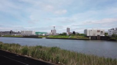 Tokyo Arakawa nehir yatağı, video klibi