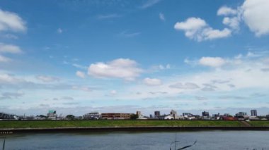 Tokyo Arakawa nehir yatağı, video klibi