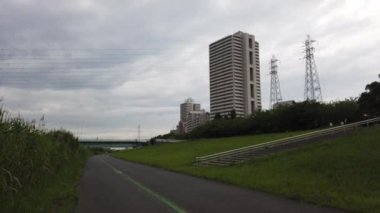 Tokyo Arakawa nehir yatağı, video klibi