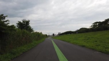 Tokyo Arakawa nehir yatağı, video klibi