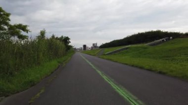 Tokyo Arakawa nehir yatağı, video klibi