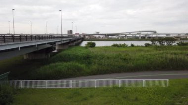 Tokyo Arakawa nehir yatağı, video klibi