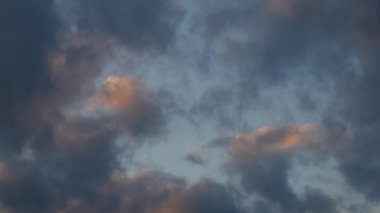 Akşam gökyüzü, video klip