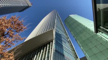 Tokyo Toranomon Tepeleri, video klibi