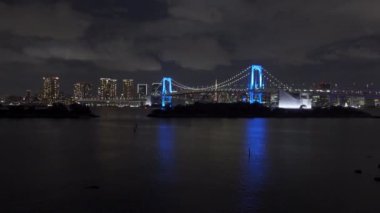 Japonya 'da Gökkuşağı Köprüsü, Tokyo Gece Manzarası