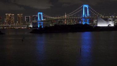 Japonya 'da Gökkuşağı Köprüsü, Tokyo Gece Manzarası